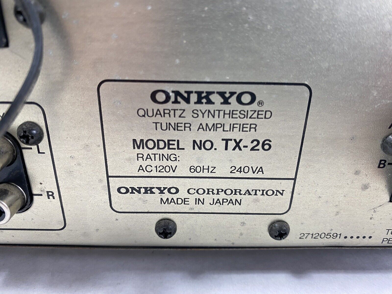 Vintage Onkyo Model TX-26 Quartz Synthesized Tuner Amplifier