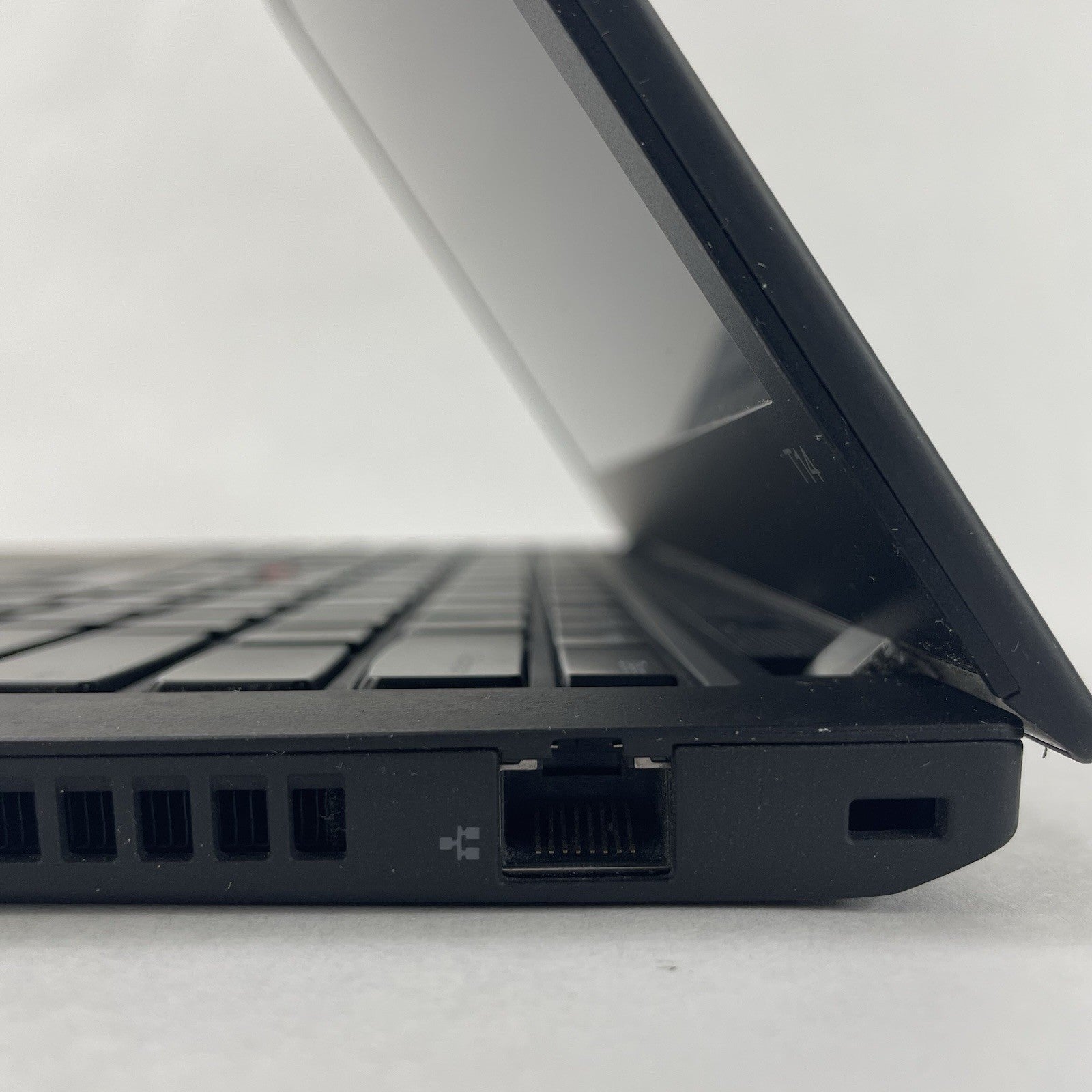 Lenovo ThinkPad T14 Gen 1 14" i5-10310U 1.70 GHz 8 GB RAM No SSD/OS/AC7