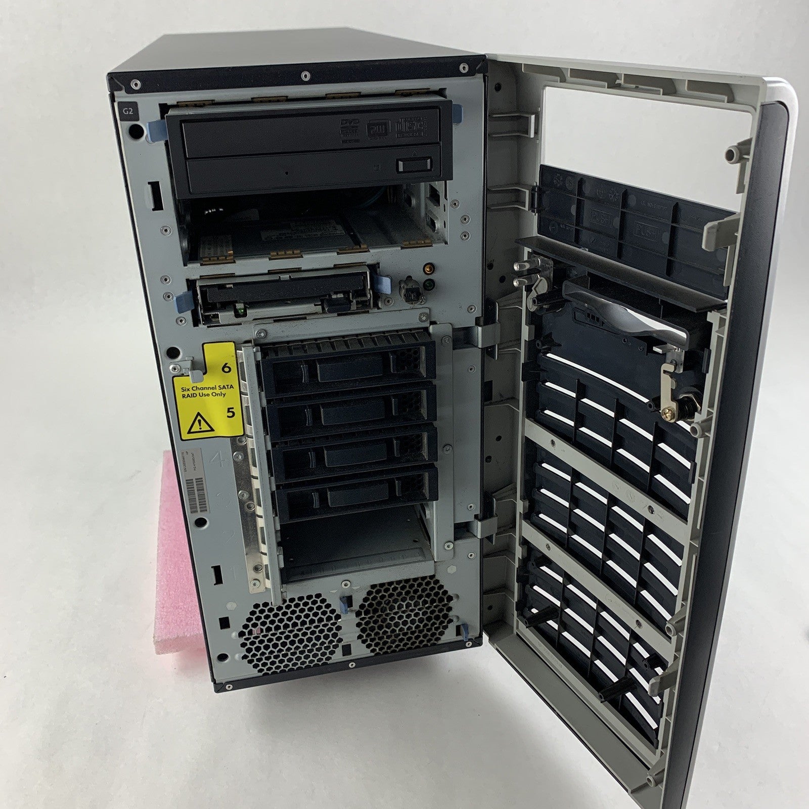 HP Proliant ML150 G2 Tower Server 1x Xeon 3.0 GHz 3 GB Ram No OS No HDD