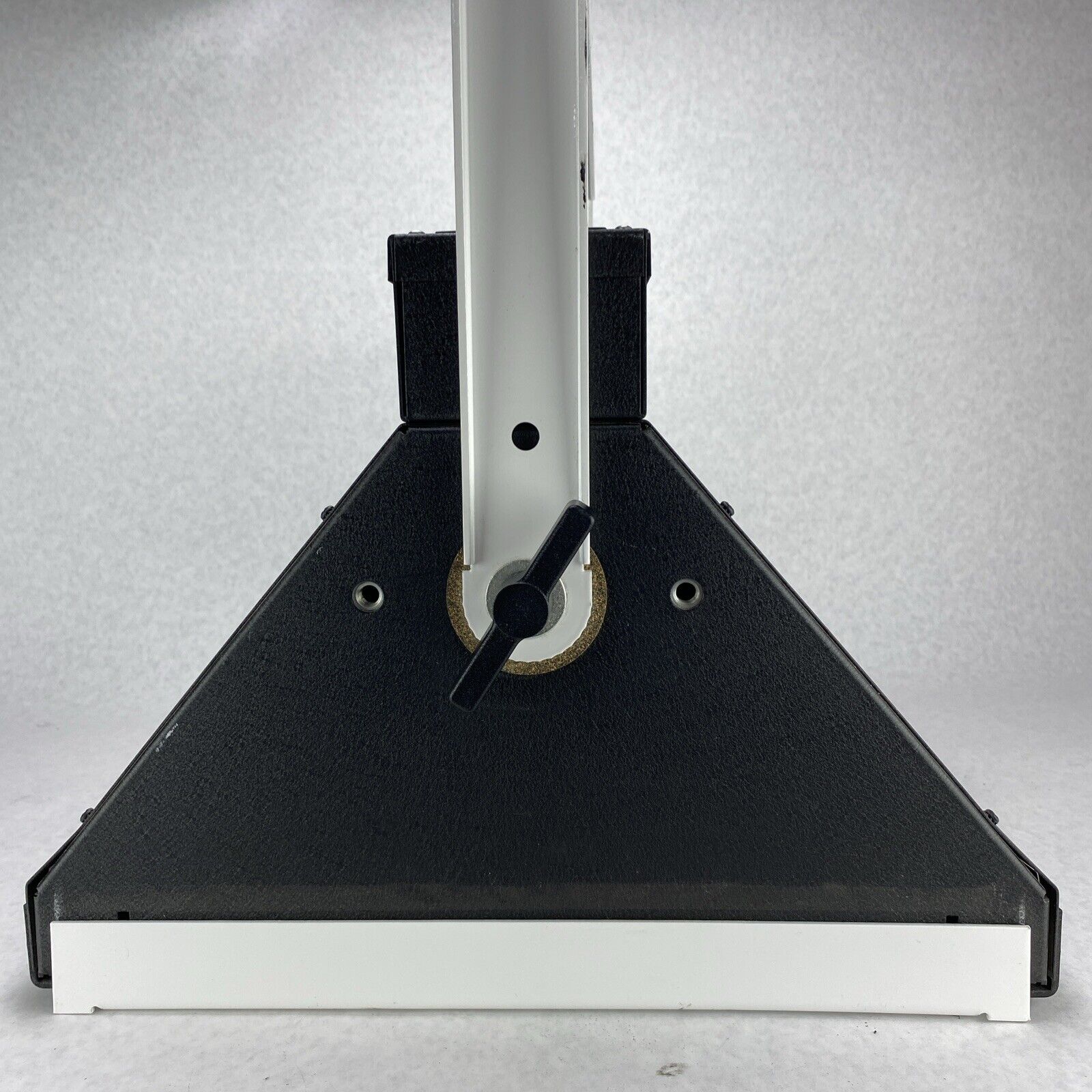 VIDESSENCE AA311471 16"X16" Studio Light with Honeycomb Grid and Grid Clamp