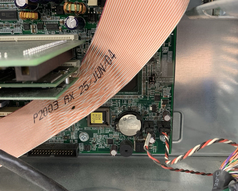 Dell PowerEdge 700 Tower Server 1x Pentium 4 2.8 GHz 2 GB Ram No OS No HDD