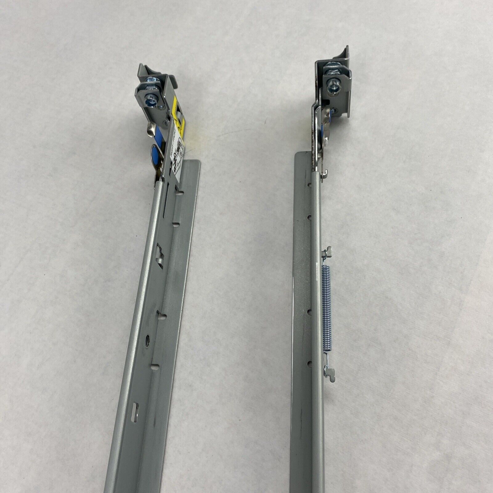 IBM 46C7860 46C7861 Left and Right Sliding Server Rack Mount Rail Set