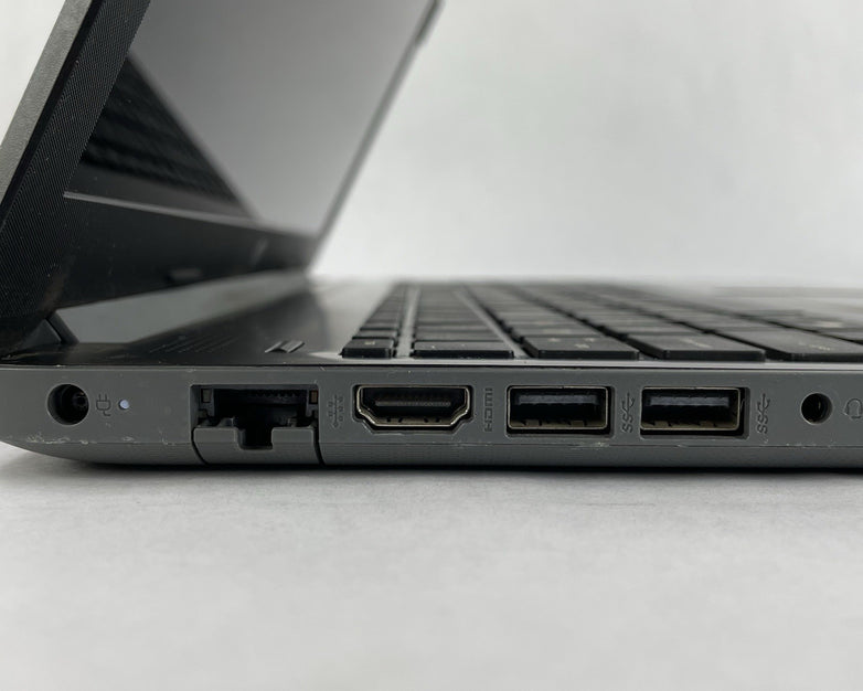 HP 15-da0046nr 15.6" i3-7020U 2.30 GHz 8 GB RAM No SSD No OS - Bad Bottom