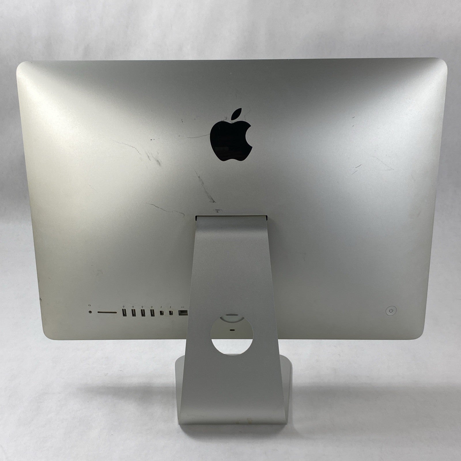 Apple A1418 iMac 21.5" 2013 2.7 GHz Core i5 8GB RAM 1TB HDD macOS 10.15.88