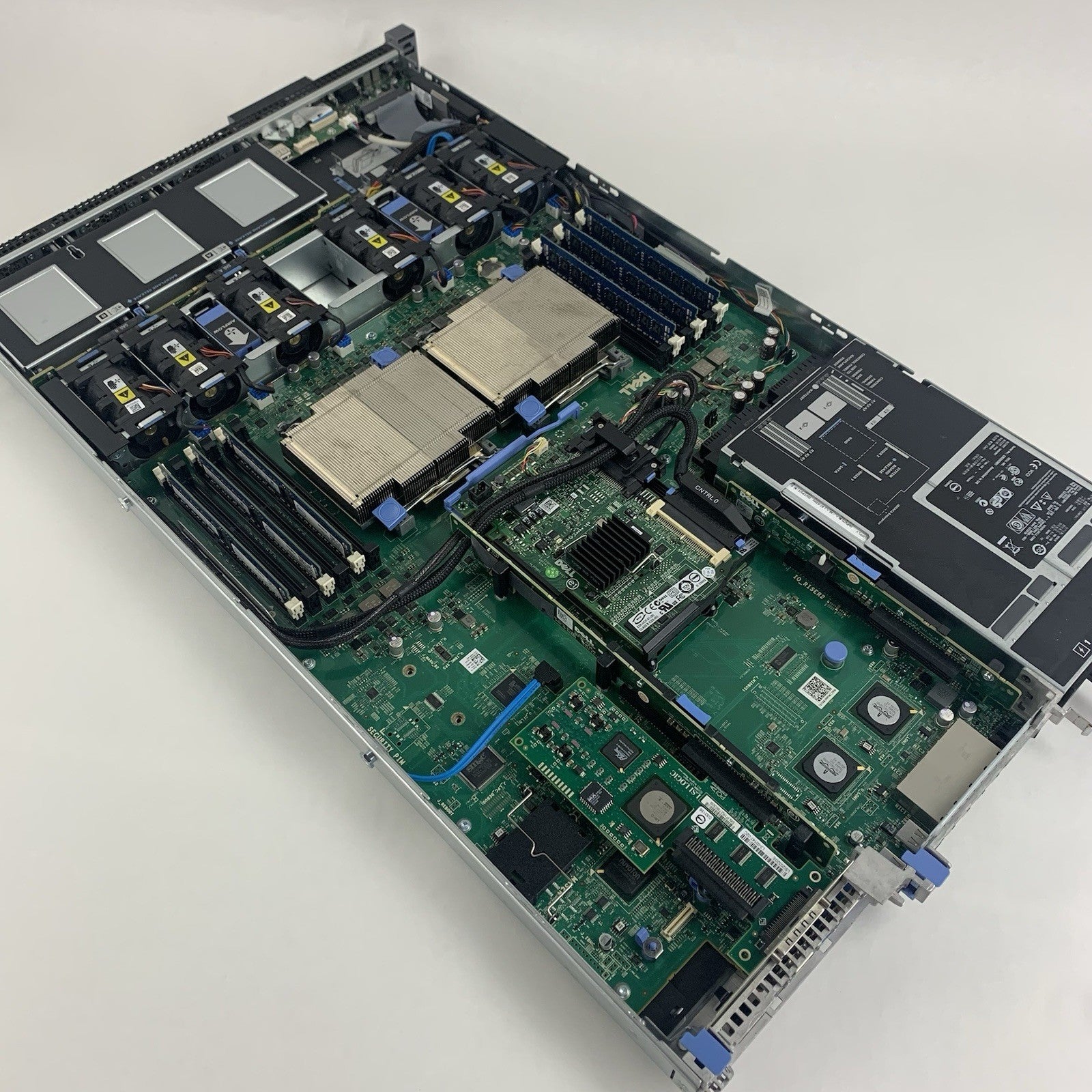 Dell PowerEdge R610 Server 2x Xeon E5520 2.27 GHz 24 GB RAM No OS No HDD13