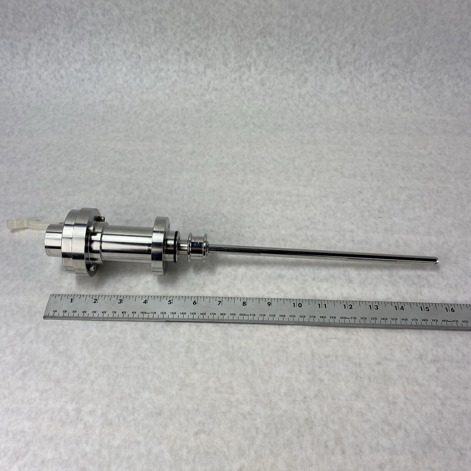 New Brunswick Scientific 16" Fermenter Agitator Device