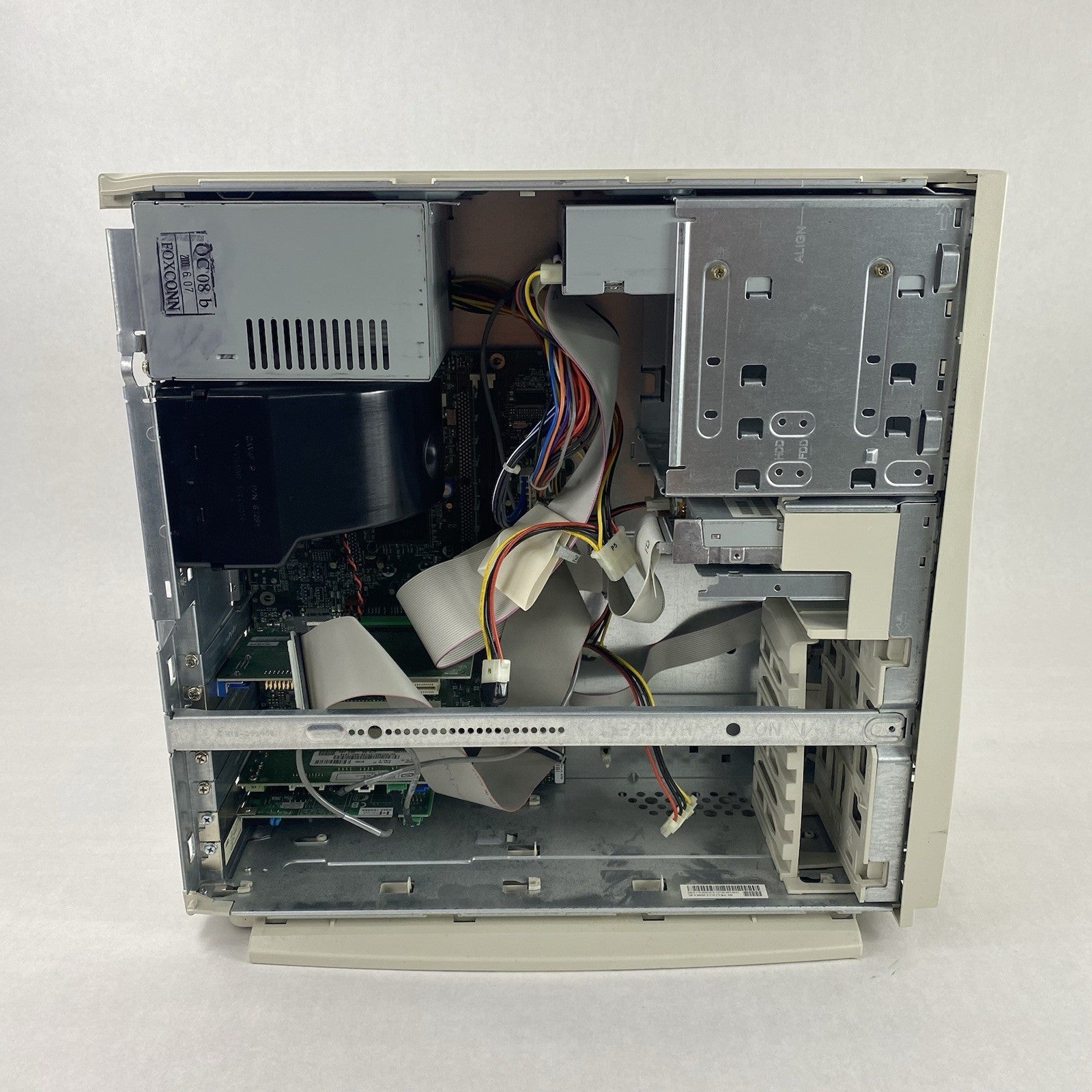 Dell Dimension 4100 MT Pentium III 733MHz 128MB RAM No HDD No OS