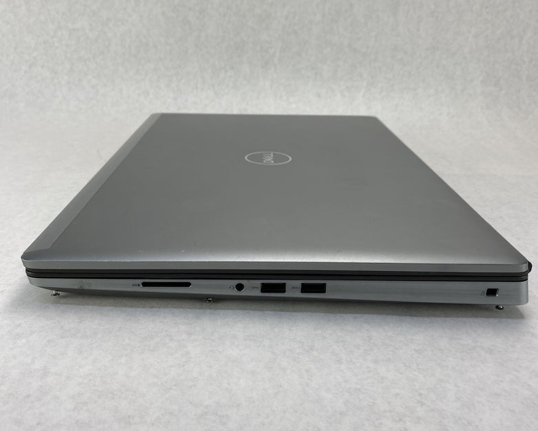 Dell Precision 7750 17.3" Core i7-10850H 2.30 GHz 32GB RAM RTX 4000 No SSD No OS