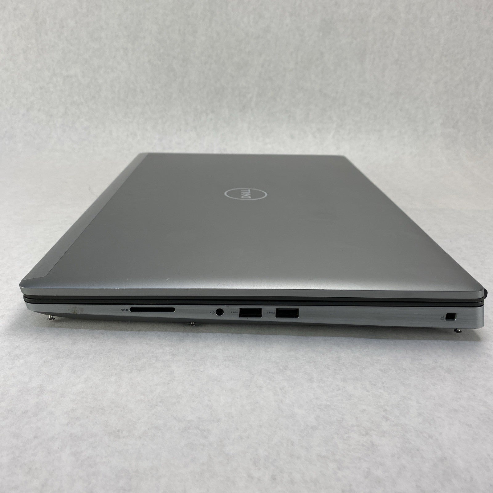 Dell Precision 7750 17.3" Core i7-10850H 2.30 GHz 32GB RAM RTX 4000 No SSD No OS