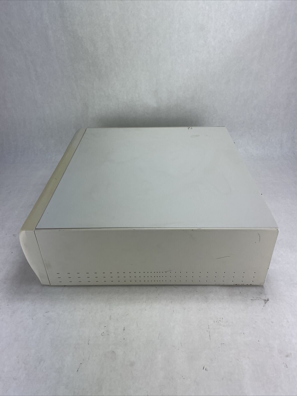Gateway E-3110 DT Intel Celeron 333MHz 32MB RAM No HDD No OS