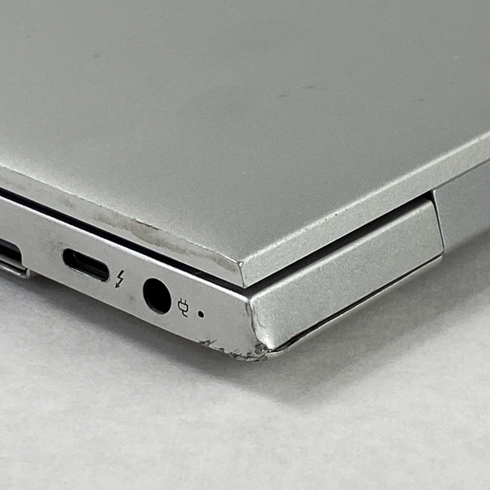 HP EliteBook 850 G6 Intel Core i7-8665U 1.90 GHz 8 GB RAM 15.6" No HDD No OS