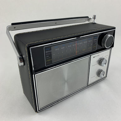 Midland 10-544 Multi Band Vintage Radio Powers On