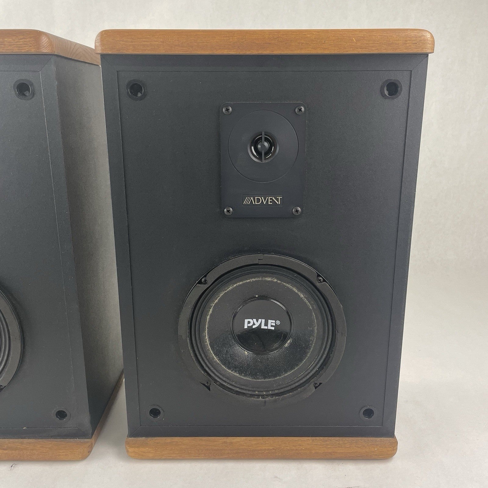 Baby Advent II Bookshelf Speakers Tested Pyle Woofers4