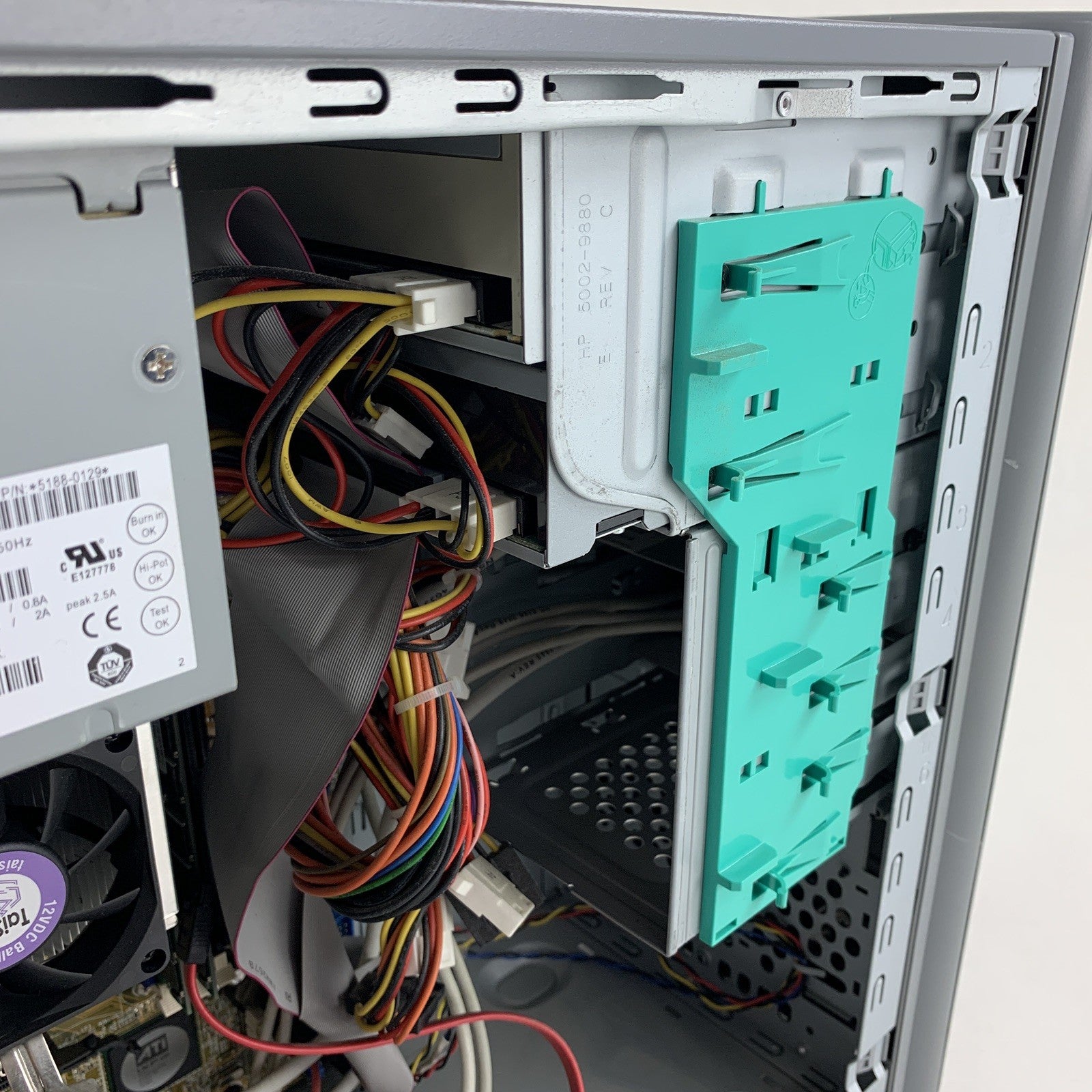 HP Pavilion A1330n Computer AMD Athlon 64 3800+ 2.4 GHz 1 GB Ram No OS No HDD