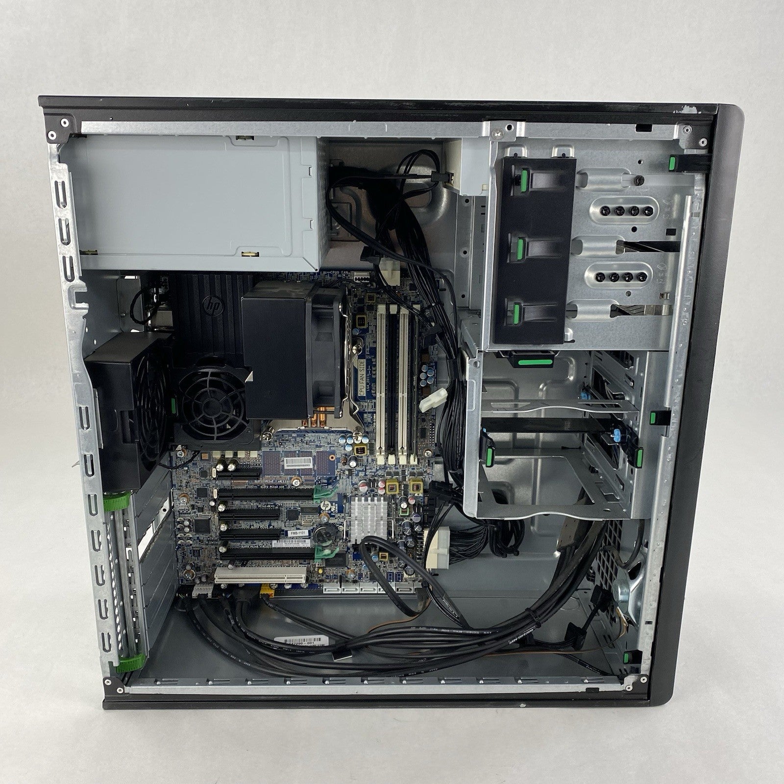 HP Z420 MT Intel Xeon E5-1620 3.6GHz 16GB RAM No HDD No OS No Video Card