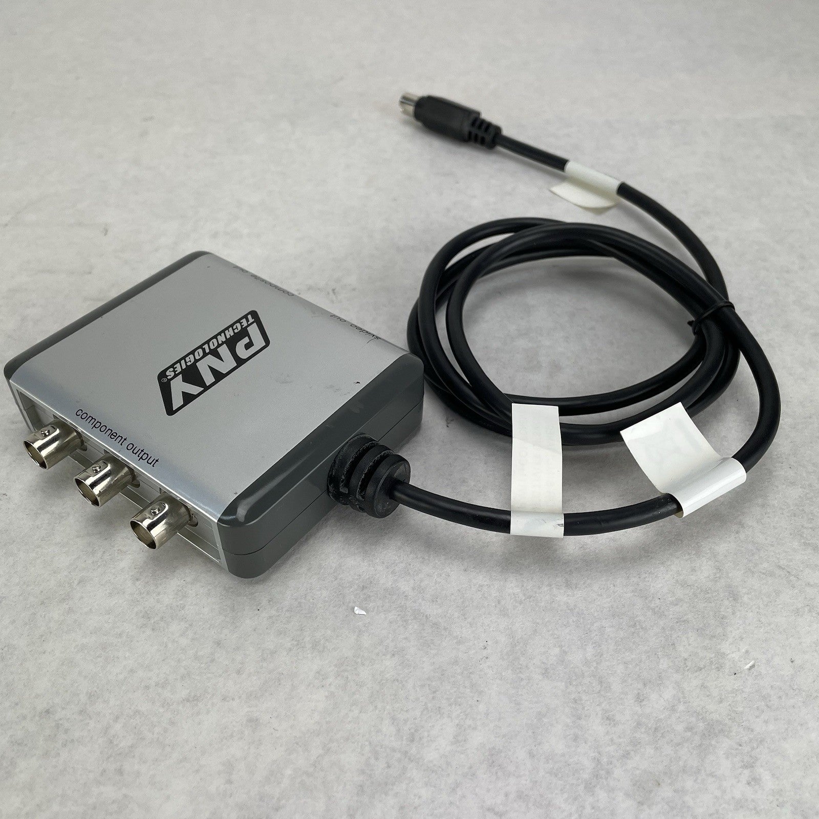 PNY Technologies 91004686A HDTV Video Adapter Breakout Box Untested