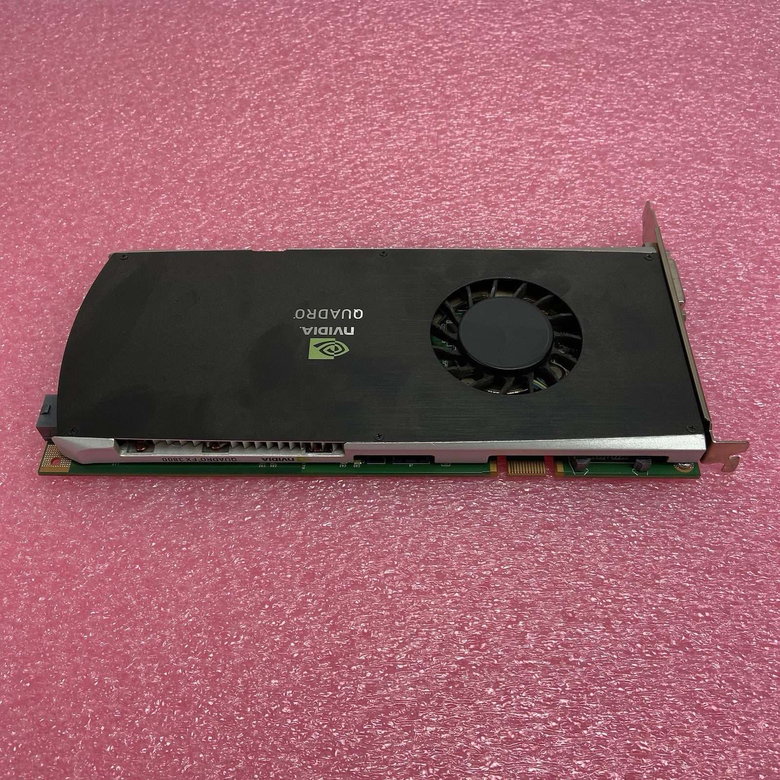 Nvidia Quadro FX 3800 PCIe x16 Graphics Card2
