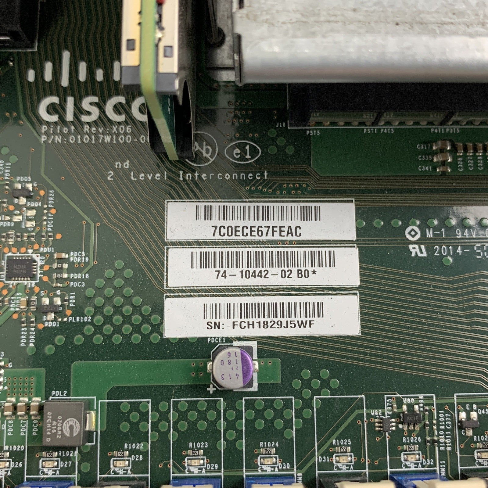 Cisco UCSC-C220-M3SBE Server 2x Xeon E5-2609 2.4 GHz 64 GB RAM No OS No HDD