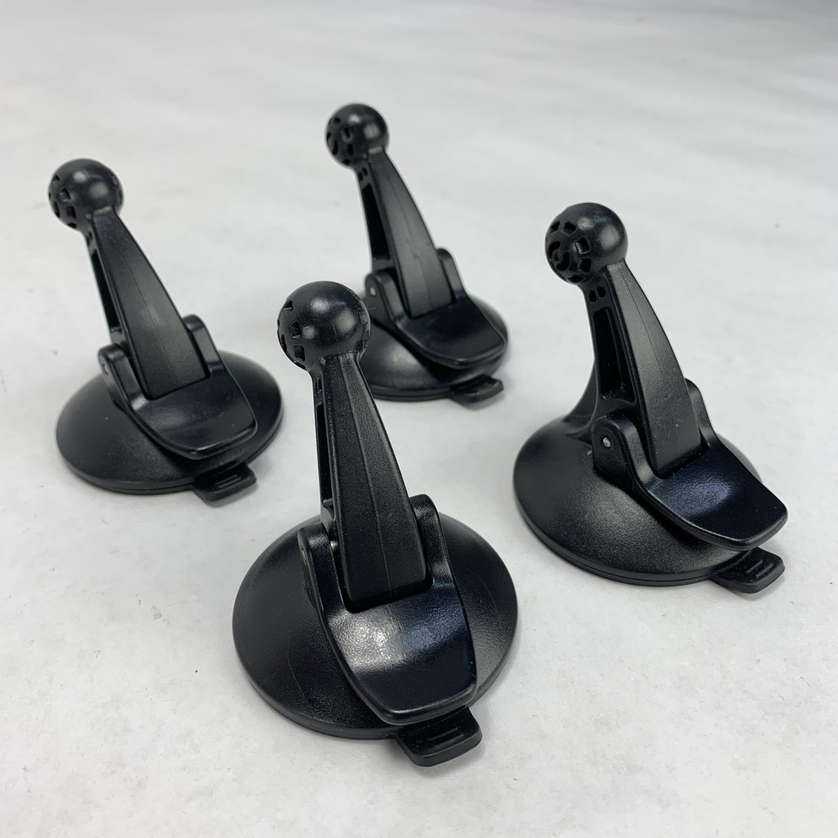 Garmin Drive GPS 17mm Swivel Windshield Suction Mount 010-10747-00 - Lot of 43