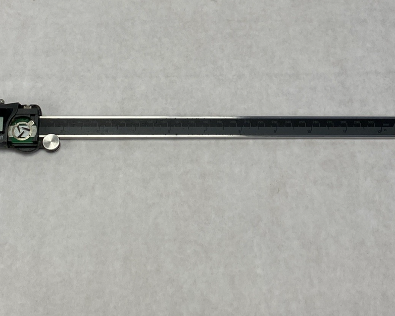 Starrett 799 Electronic Caliper Micrometer - Missing Battery Cover