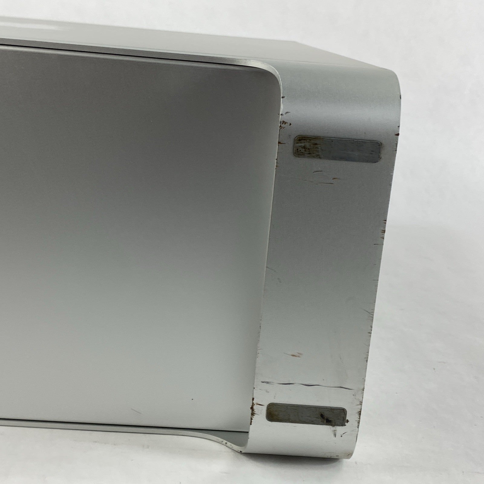 Apple Mac Pro A1289 2009 Xeon W3540 2.93GHz 6GB RAM 640GB HDD os10.11.6 No GPU20
