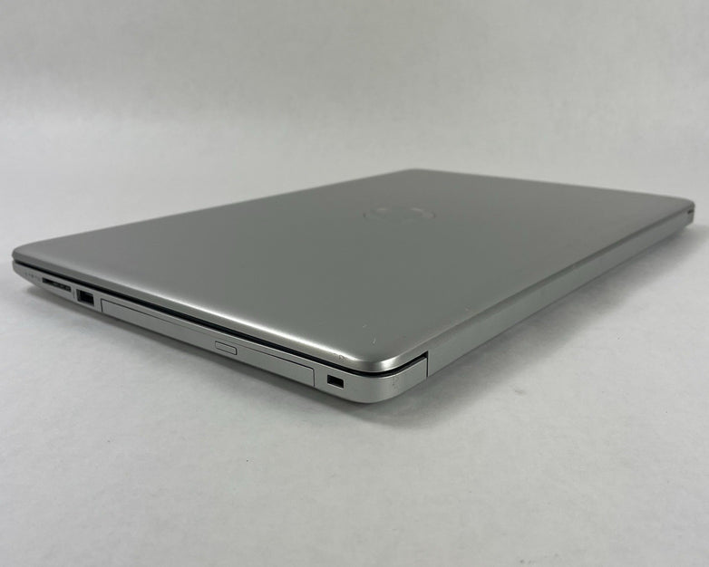 HP 15 da0032wm 15.6" i3-8130U 2.20 GHz 8 GB RAM No SSD/OS/AC
