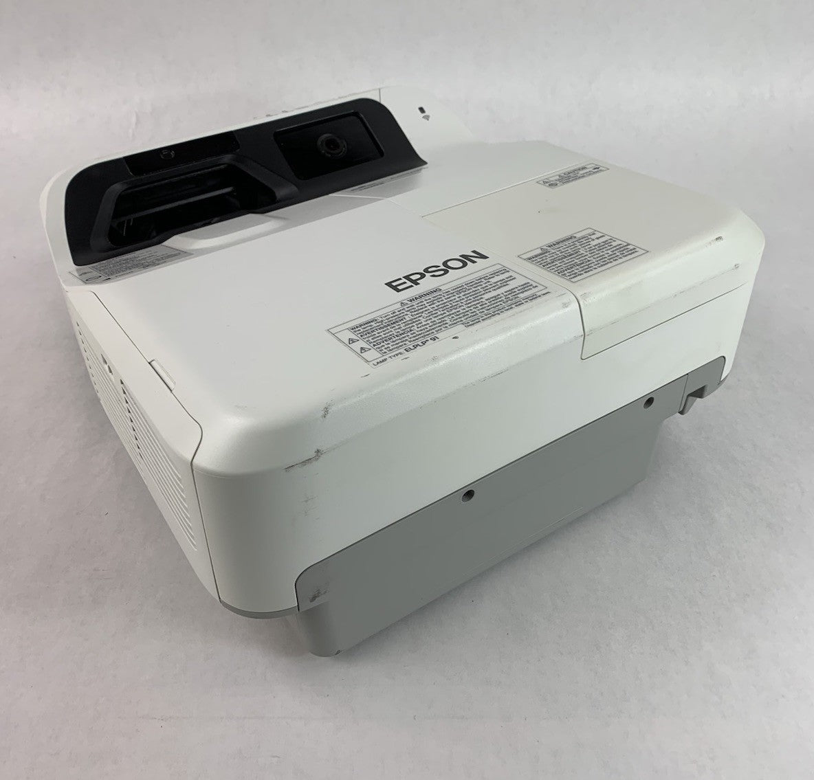 Epson PowerLite 695Wi H740A LCD Lamp Projector 2752 Lamp Hours - No Remote0