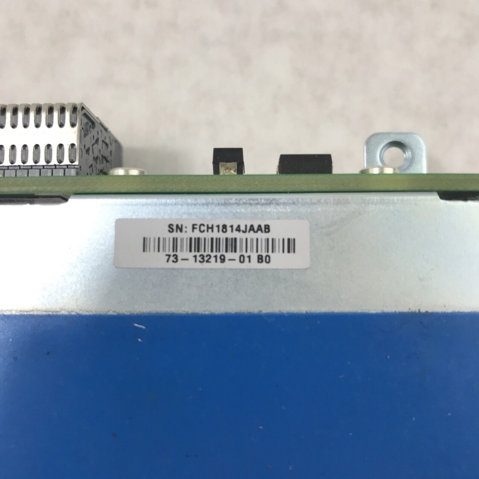 CISCO 73-13219-01 UCS B200 M3 SAS 2.5 Hard Drive Backplane 73-13219-01