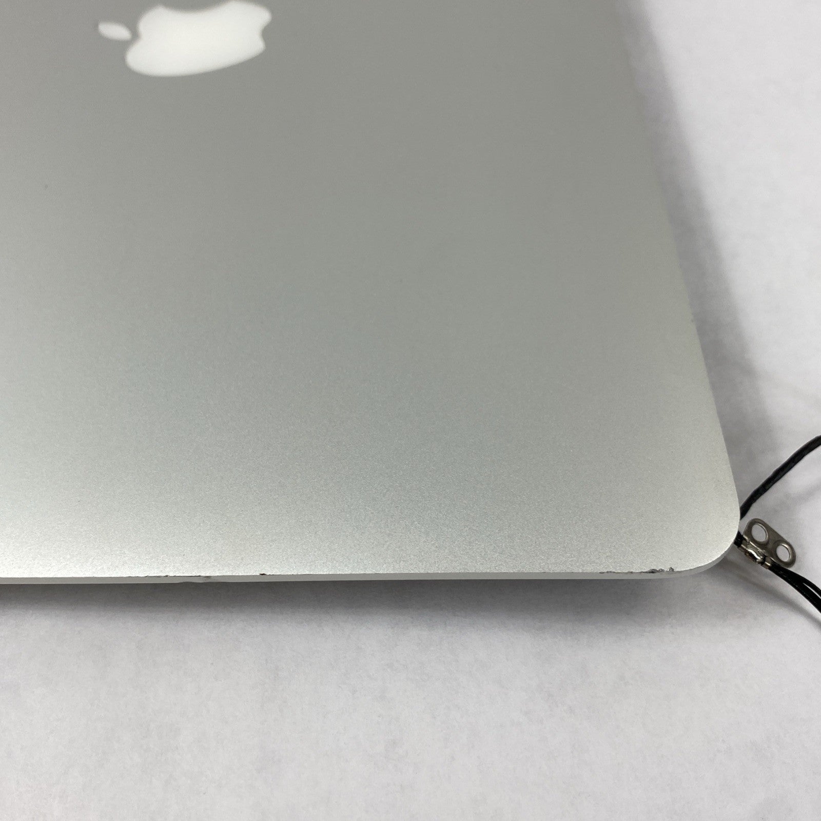 Apple MacBook Pro A1502 13.3-inch Screen Display Assembly Tested17