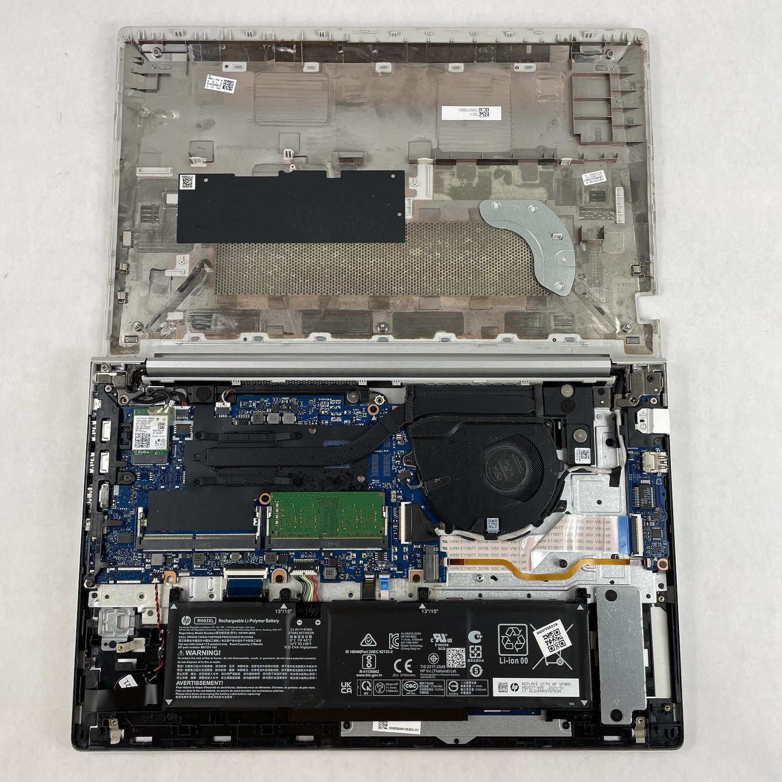 HP ProBook 450 G8 15.6" i5-1135G7 2.40 GHz 8 GB RAM No SSD/OS/AC - Worn15
