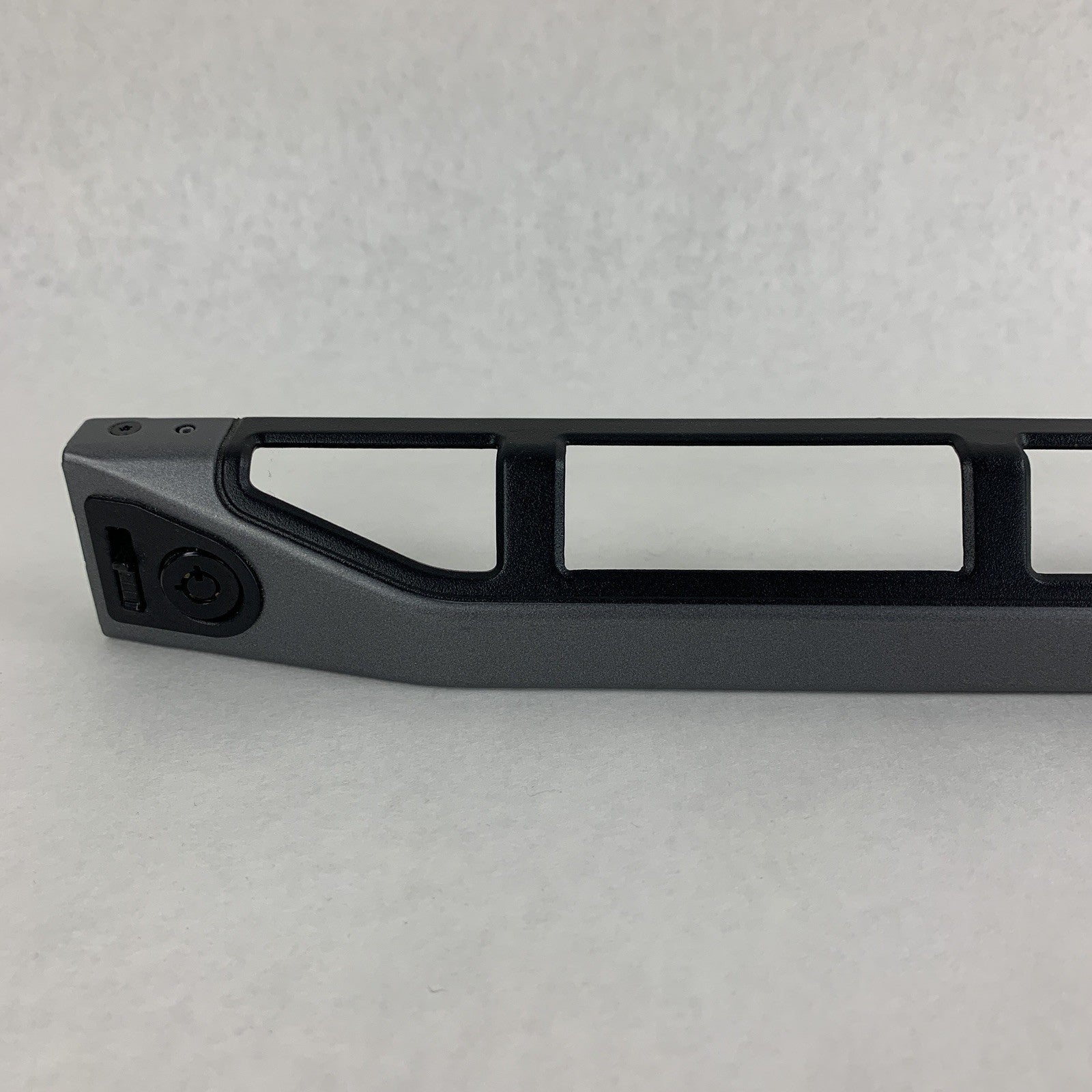 Dell Poweredge R420 Front Bezel Unlocked No Key