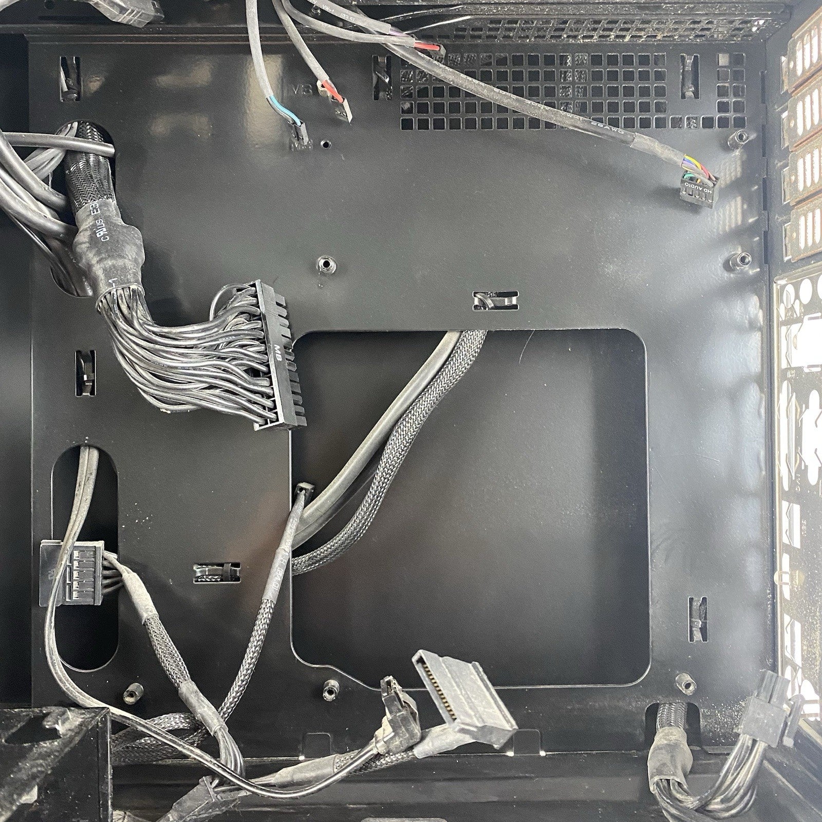 SilverStone Temjin Series TJ08B-E Micro-ATX Computer Case with 550W Power Supply