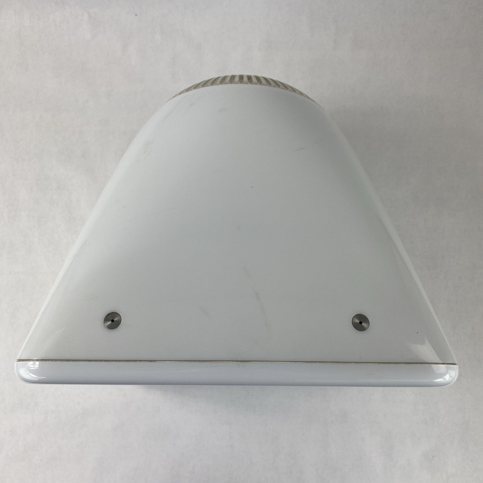 Apple A1002 eMac G4 2003 PowerPC 7445 G4 1.0GHz __GB RAM No HDD No OS