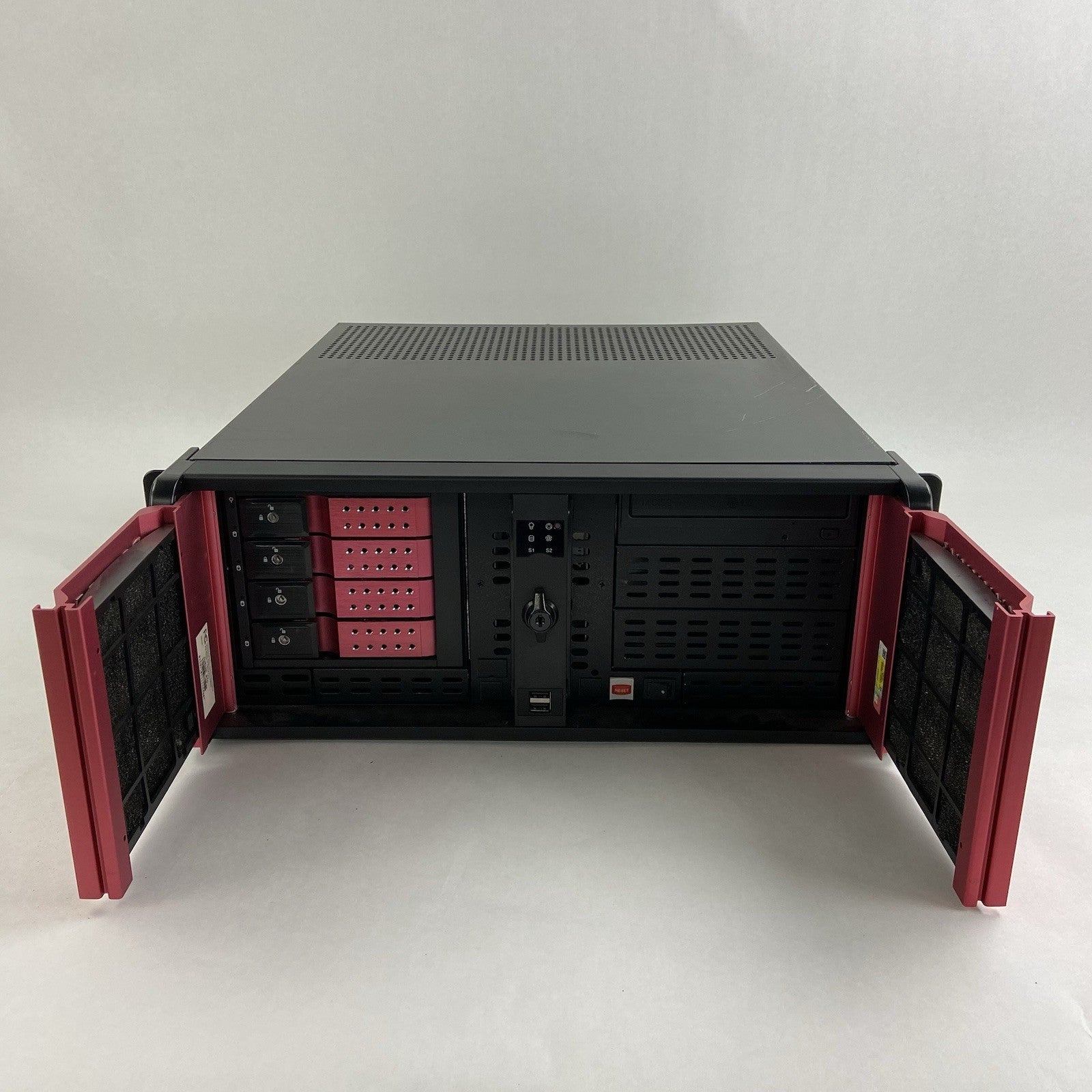 iStarUSA D-400SE-RD 4U Compact Computer Rackmount Chassis Thermaltake 500W PSU3