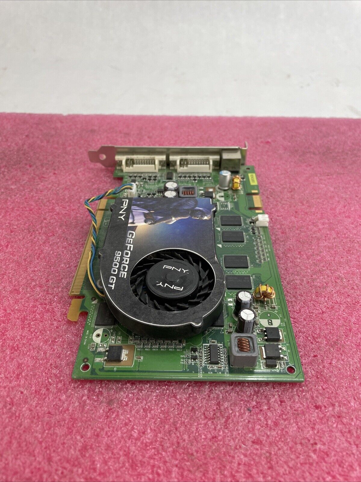 PNY Nvidia GeForce 9500 GT DDR2 512MB PCIe Graphics Card