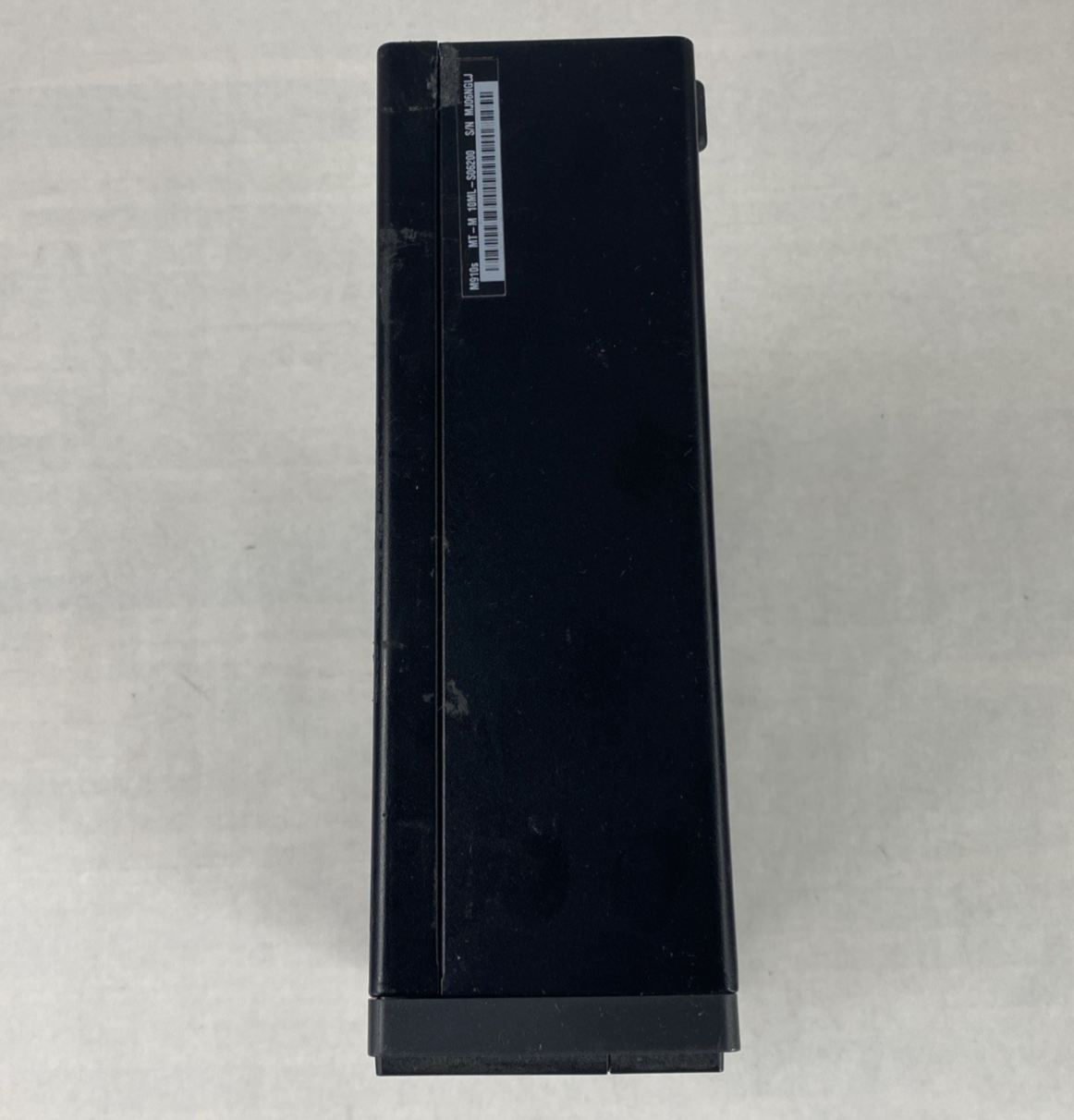 Lenovo ThinkCentre M910s SFF Intel Core i5-6500 3.20GHz 8GB RAM No HDD No OS