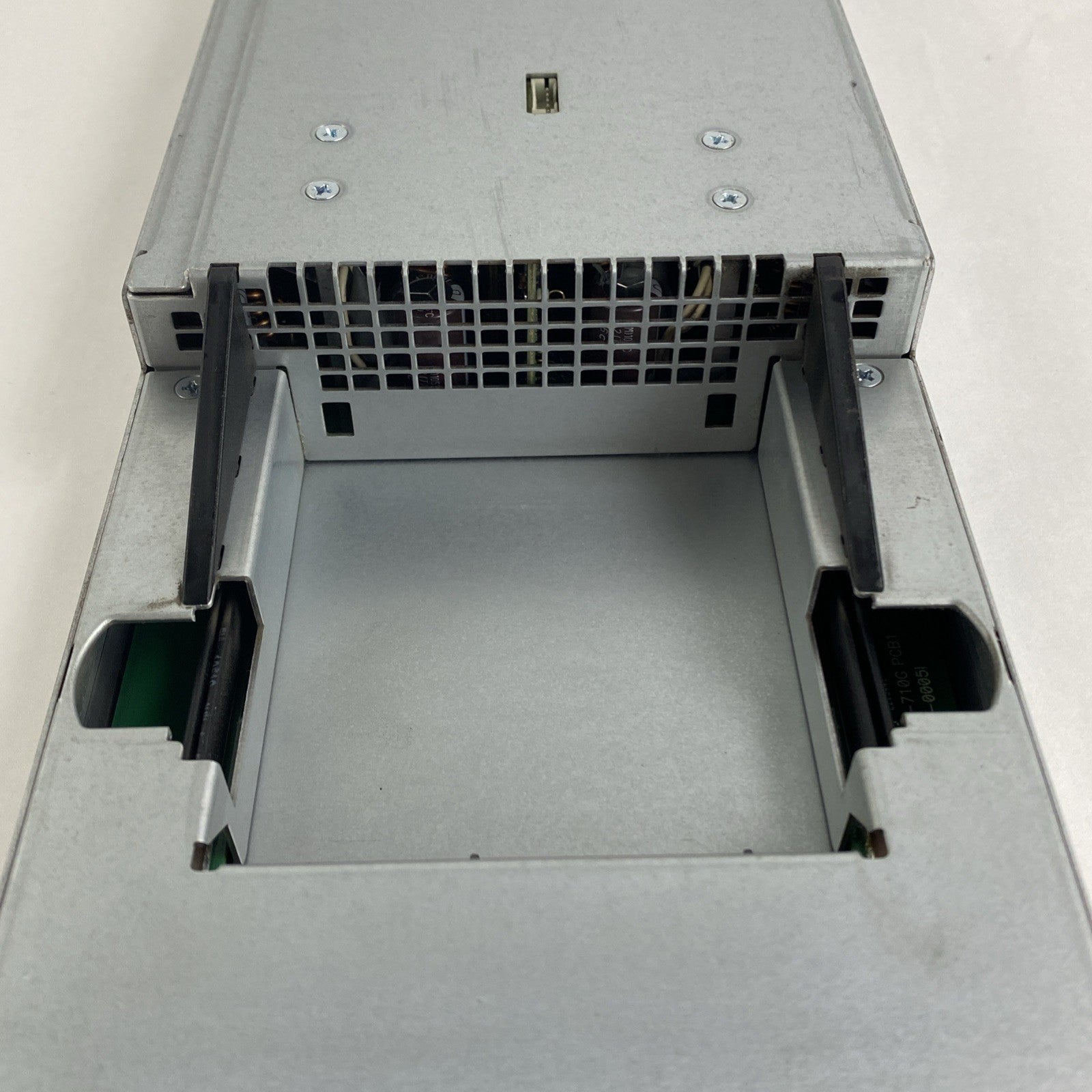 EMC SG7011 875W 100V-240V Power Supply9