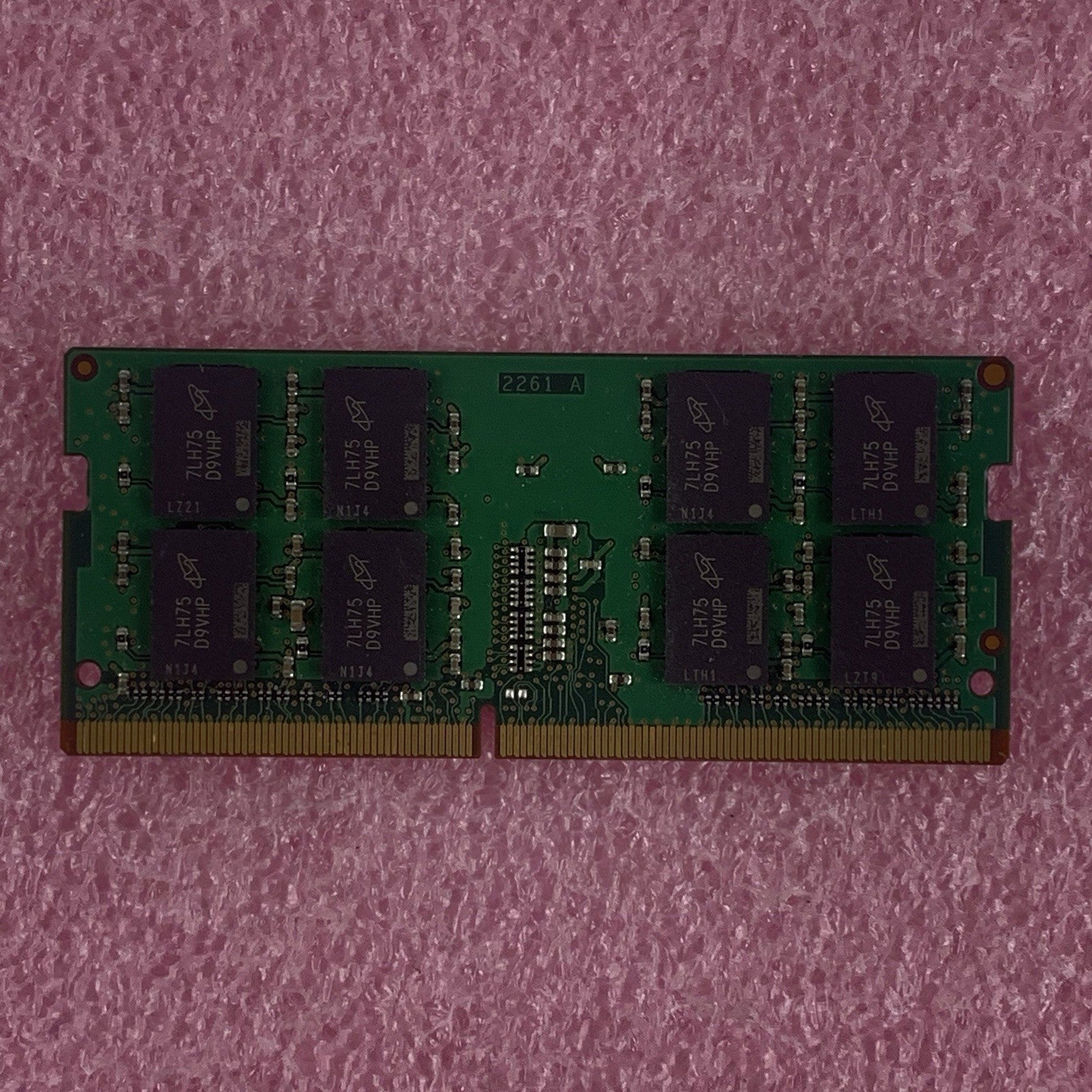 Micron MTA16ATF2G64HZ-2G3H1 16 GB DDR4 2400MHz PC4-19200 260-Pin Laptop RAM5