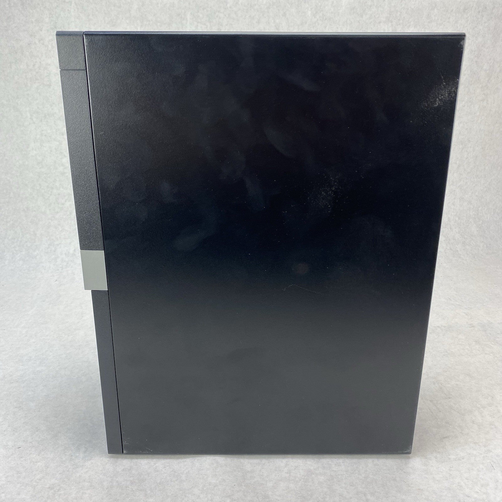 Dell OptiPlex XE3 MT Intel Core i7-8700 3.2GHz 1x8GB RAM No HDD No OS5