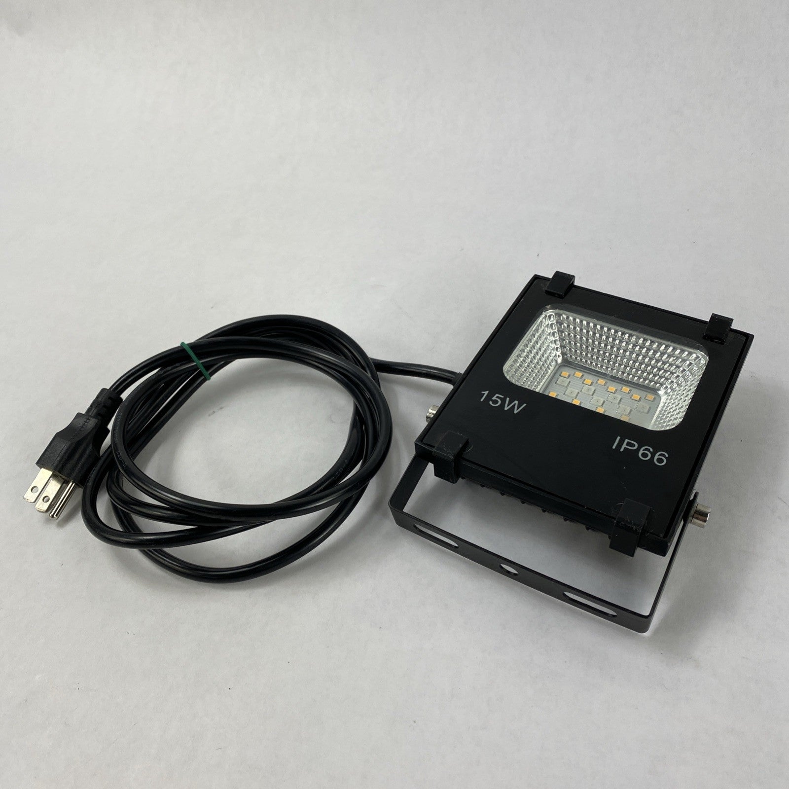 Melpo IP66 15W Flood Light No Remote Lot of 2 Tested0