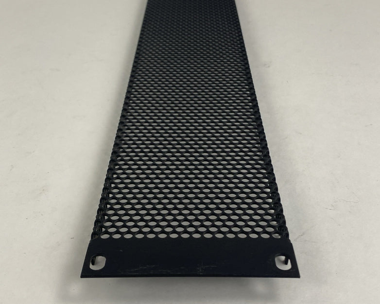 Middle Atlantic Products Vent Panels Rack Spaces 1/16" 19" Holes Lot of 3
