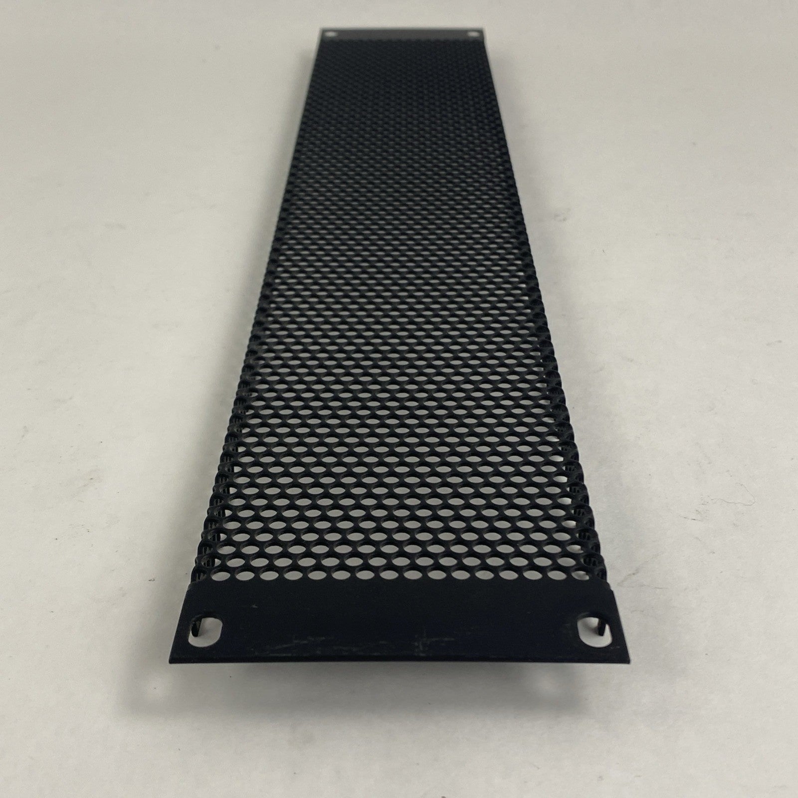 Middle Atlantic Products Vent Panels Rack Spaces 1/16" 19" Holes Lot of 33