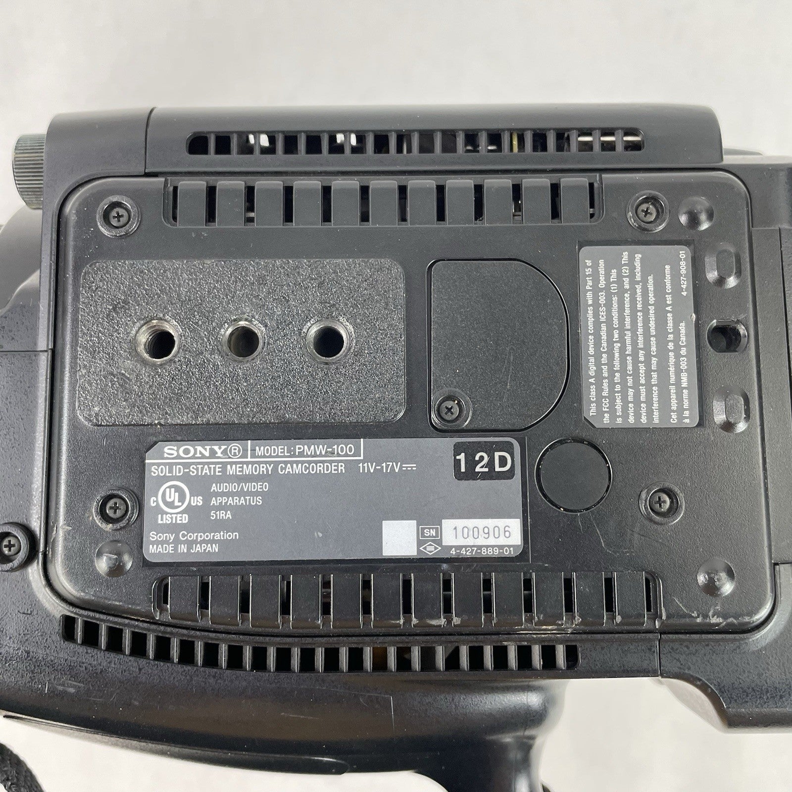 Sony PMW-100 XDCAM HD422 Handheld Camcorder No Battery/AC- Untested Parts/Repair13