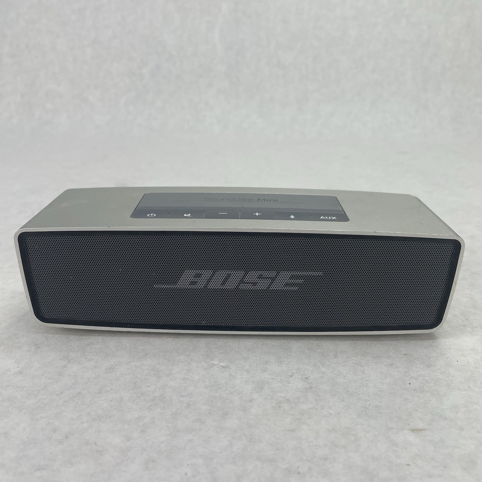 Bose SoundLink Mini II Wireless Speaker Silver Tested1