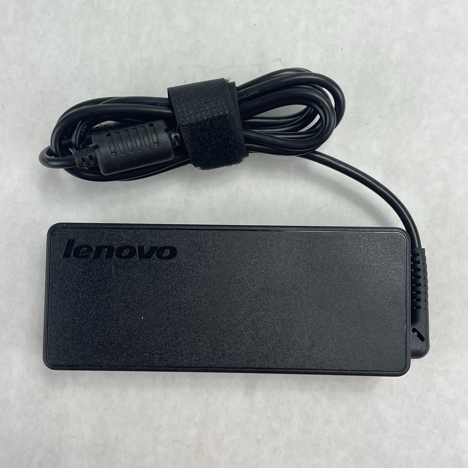 Lenovo AC Adapter 90w 20v ADLX90NCC2A Lot of 10 No Power Cord5