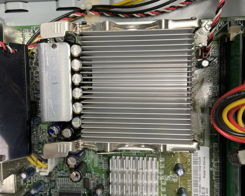 Dell Dimension 2350 MT Intel Pentium 4 2.4GHz 1GB RAM No HDD No OS