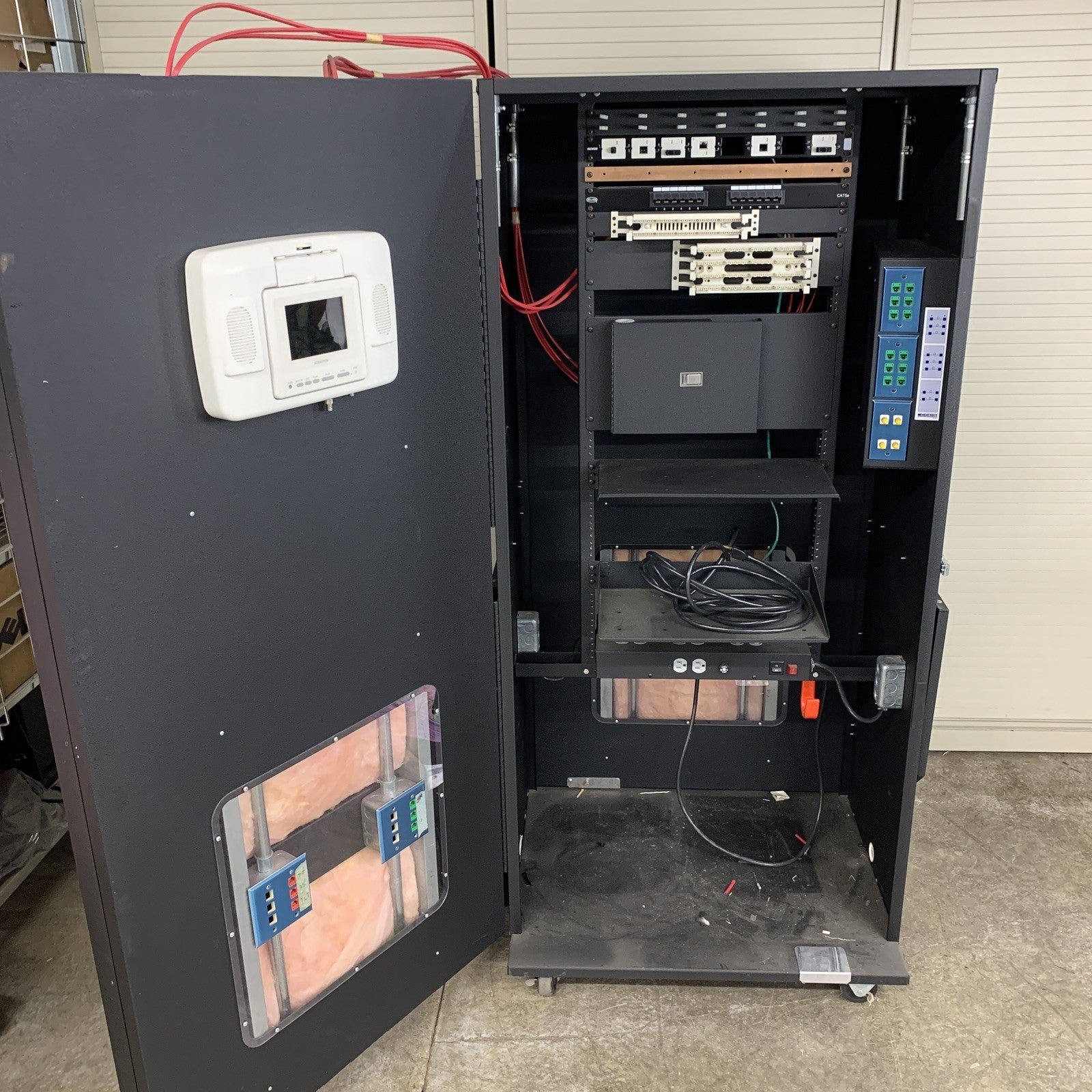 Heathkit TelCom Technology Rack 390-4432