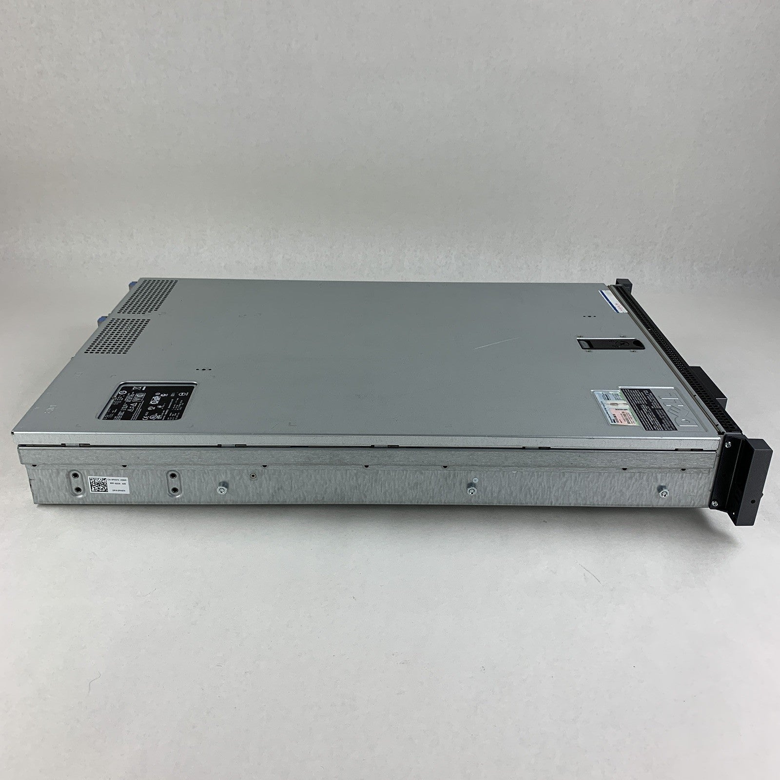 Dell PowerEdge R710 x1 Intel Xeon E5504 2.00 GHz 24 GB RAM No HDD No OS No CD