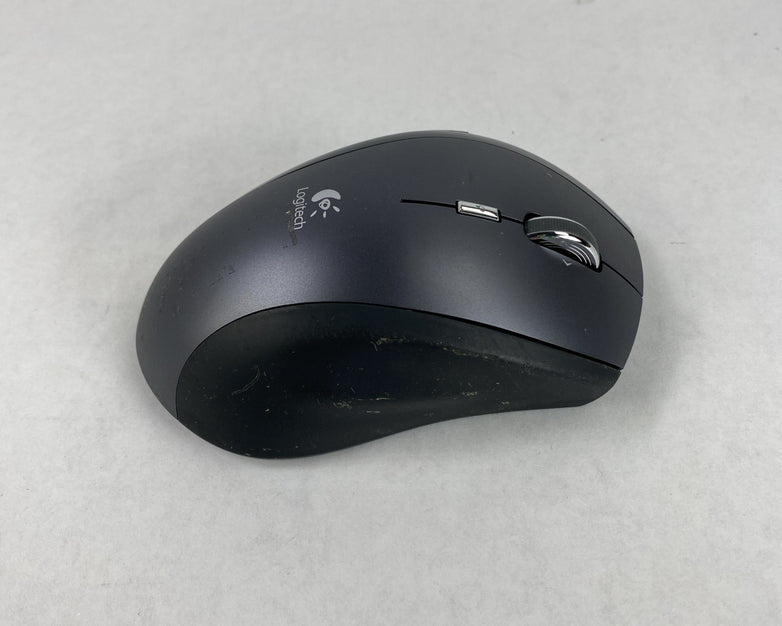 Logitech M-RBQ124 Wireless Mouse w/ Charging Station Untested