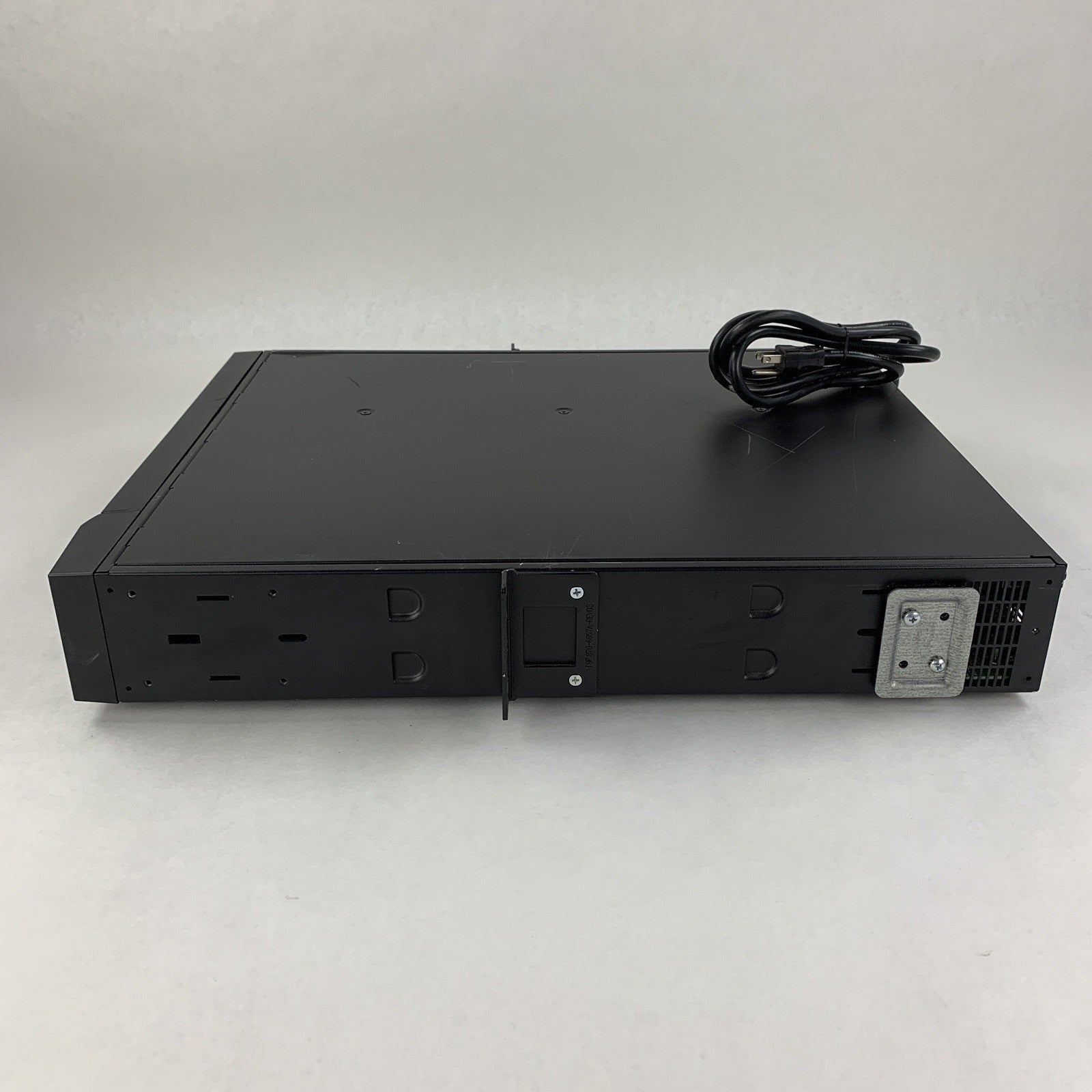 APC SURTA1500RMXL2U Smart-UPS RT 120V Uninterruptable Power Supply No Batt Tray